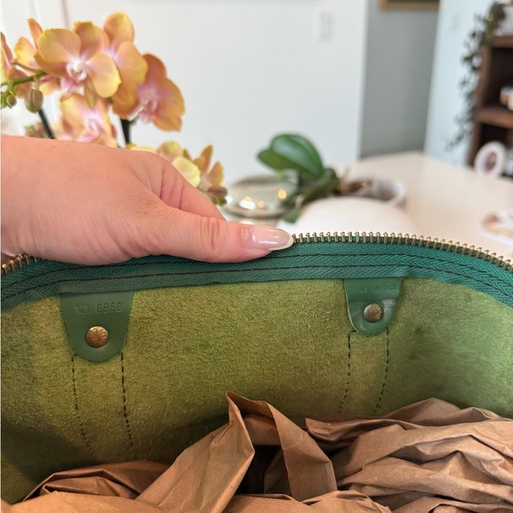 Louis Vuitton Epi Leather Keepall 45 in Borneo Green - Picture 8 of 9